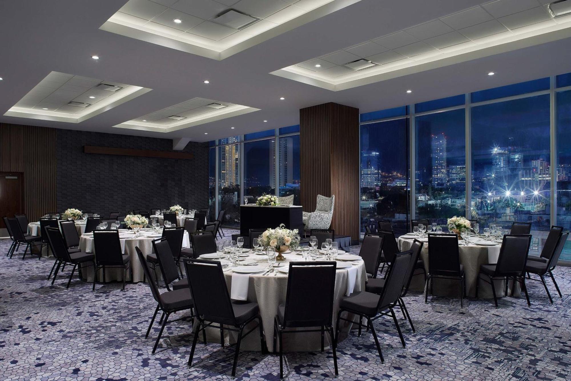 The Westin Monterrey Valle San Pedro Garza Garcia Exteriör bild